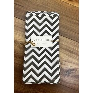 KAF/HOME SET OF 4‎ CLOTH NAPKINS Gray White Chevron NEW